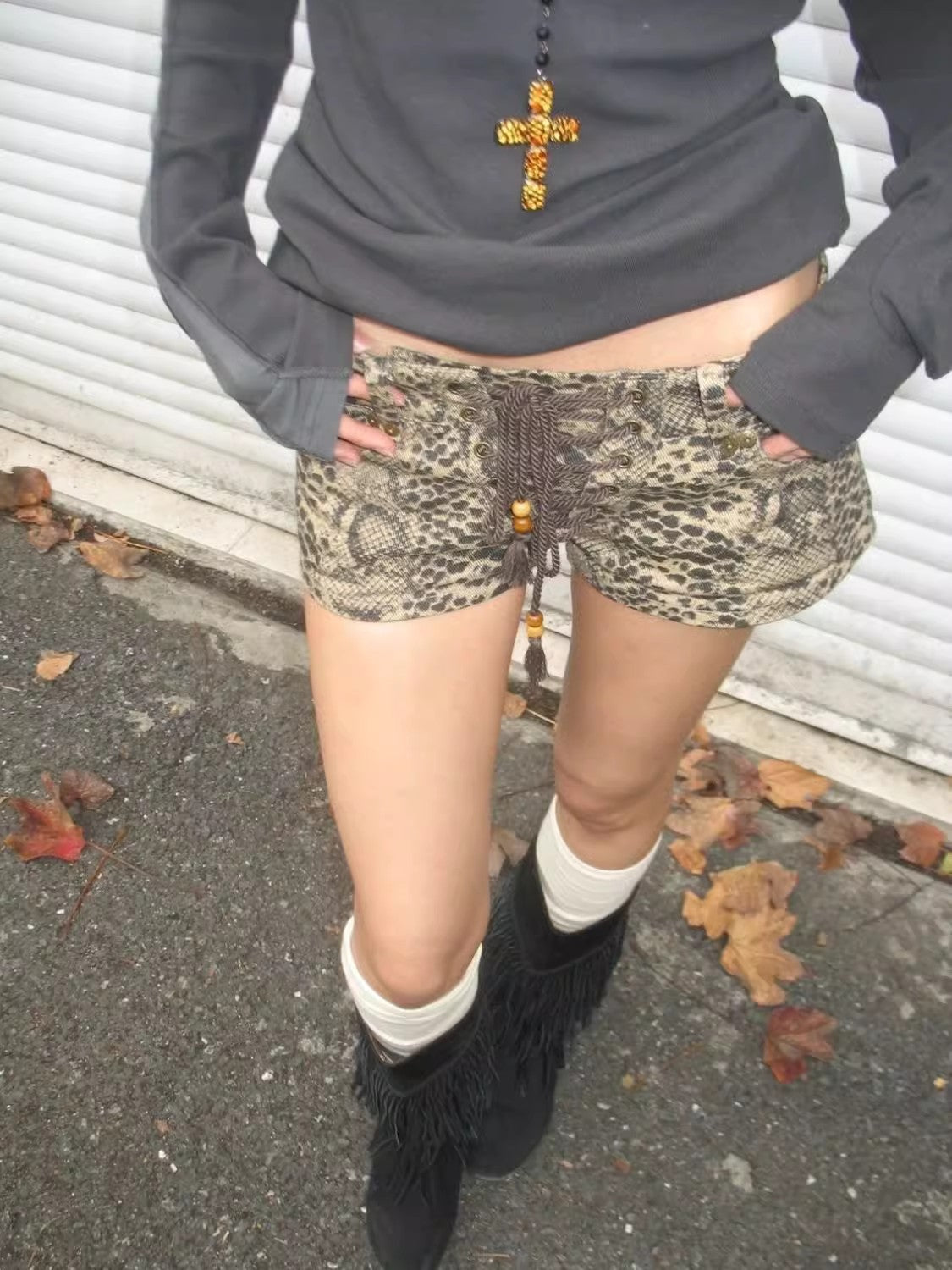LEOPARD STRAP SHORT