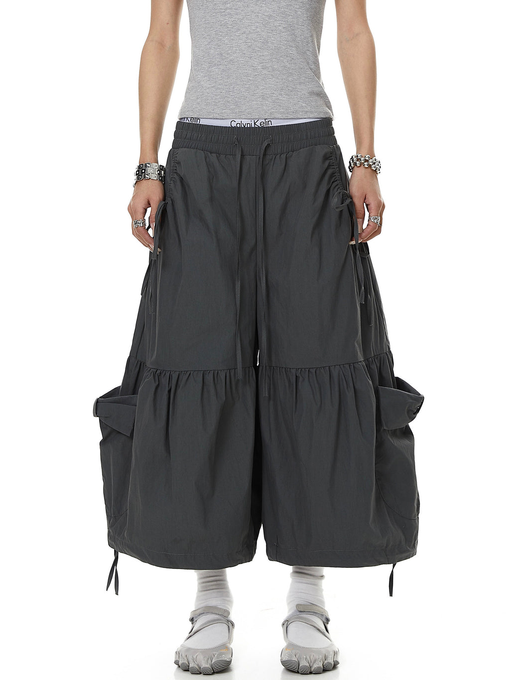 BOSS PLEAT SHORTS