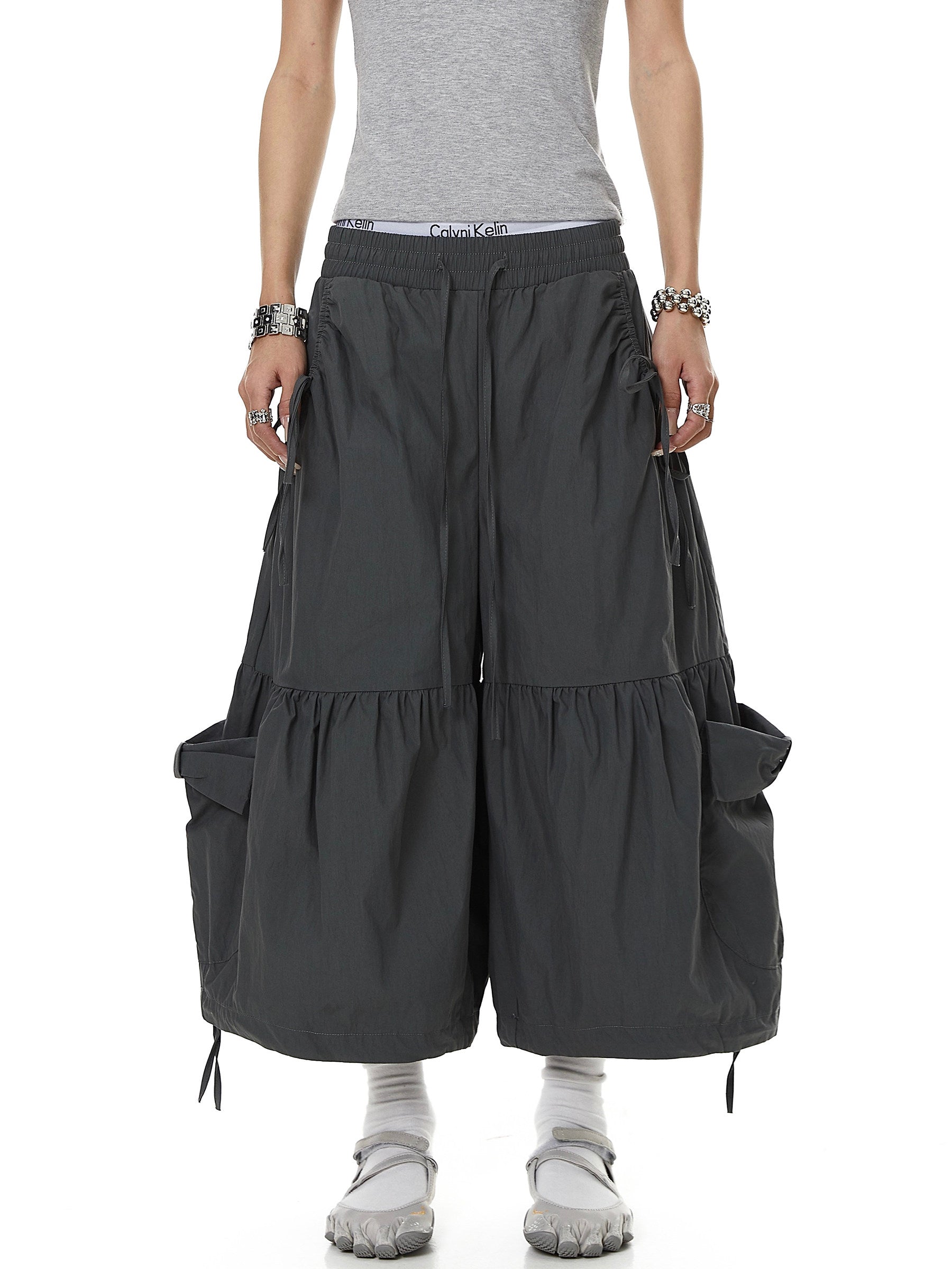 BOSS PLEAT SHORTS