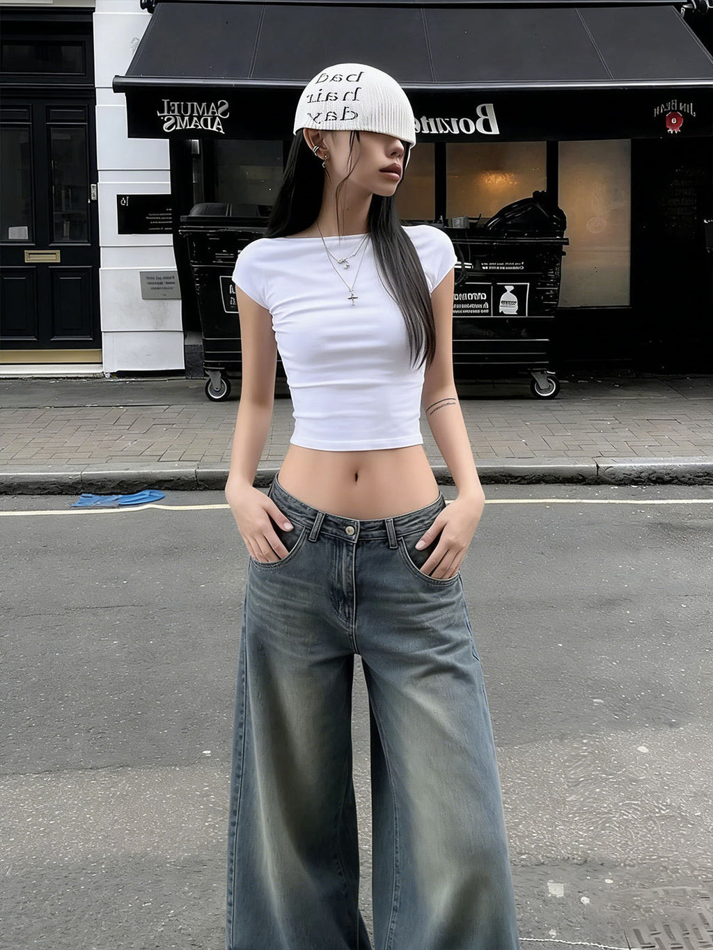 BOLD BACK CROP