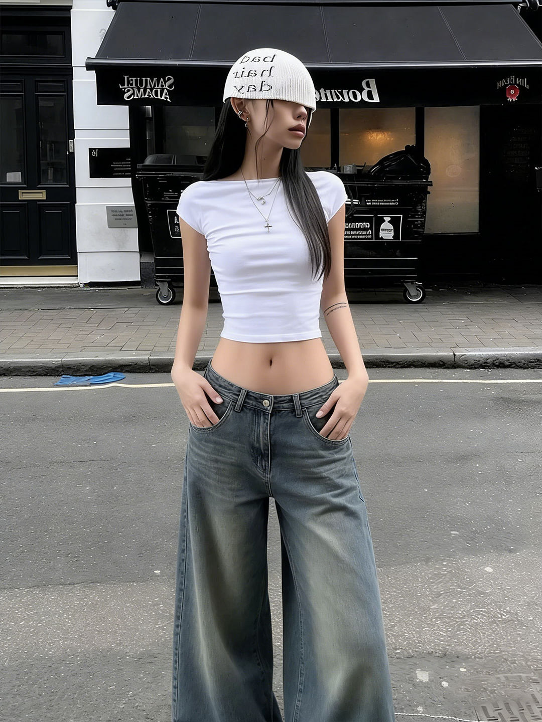 BOLD BACK CROP