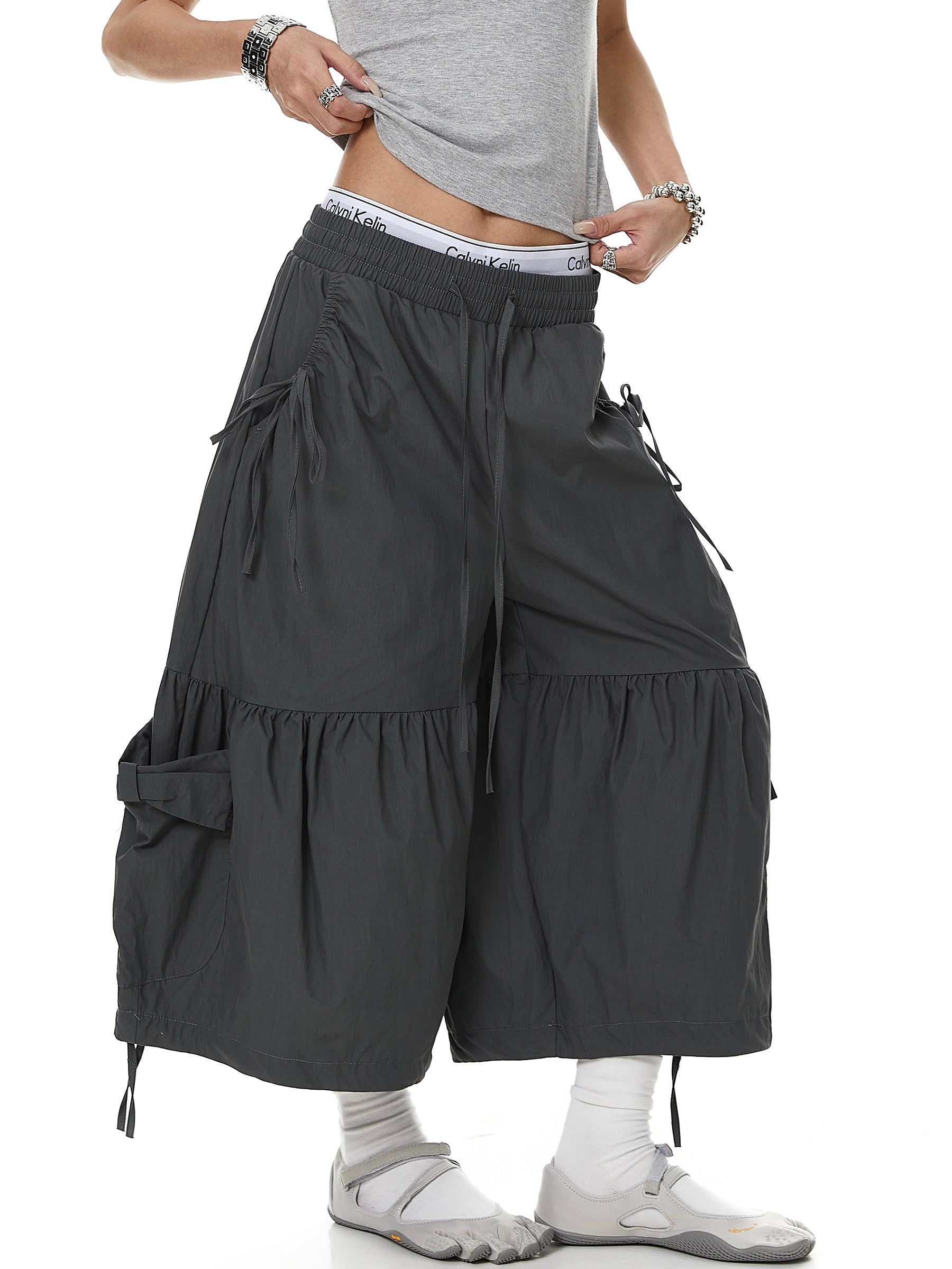 BOSS PLEAT SHORTS