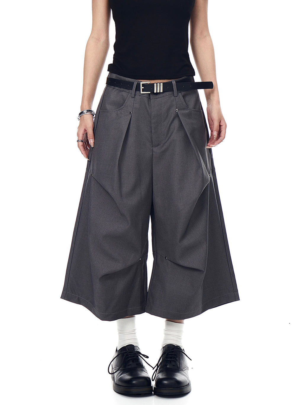 ROGUE RIVET SHORT