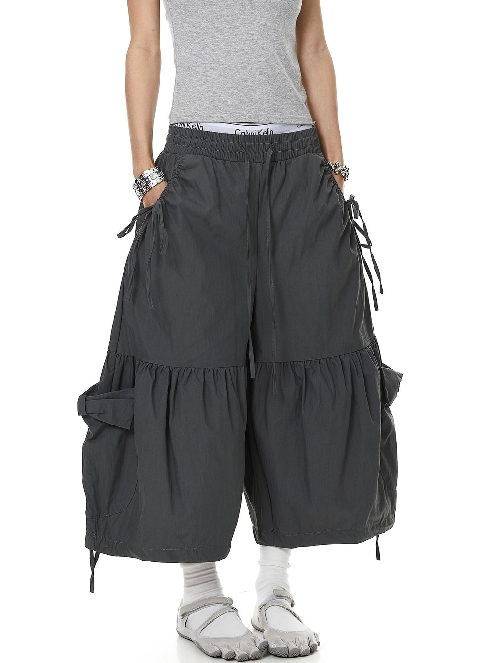 BOSS PLEAT SHORTS