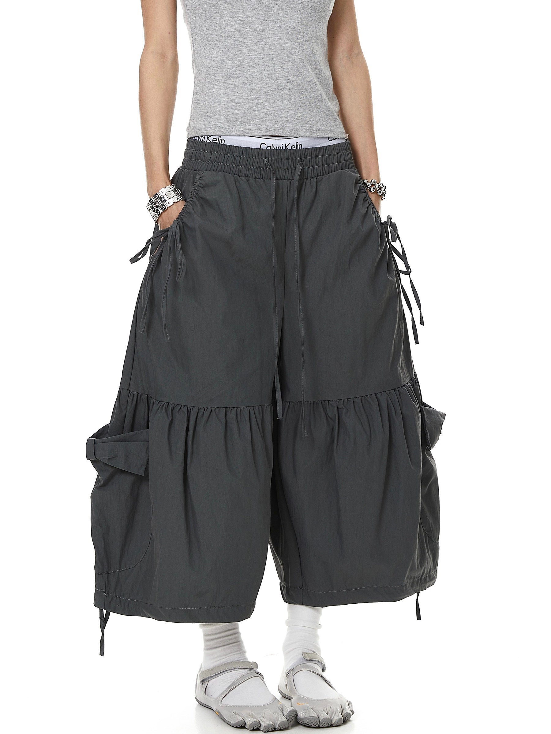 BOSS PLEAT SHORTS